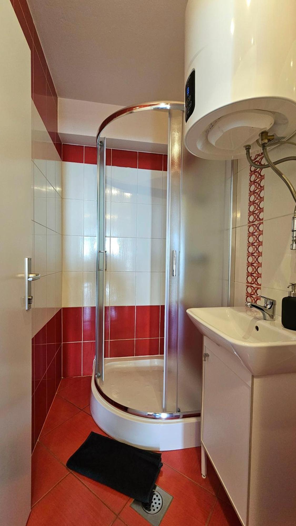 Industrial Vibe Flat *
